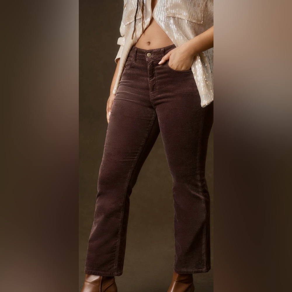 The Yaya Mid-Rise Corduroy Crop
Flare Jeans by Pilcro at Anthropologie, Size 16W